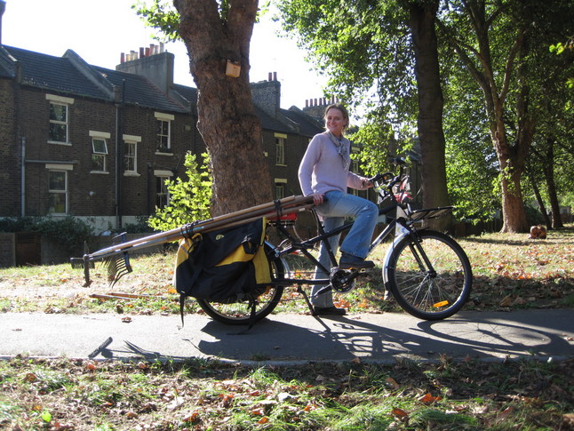 carry-me-a-bike_hakney-UK_les-jardiniers-a-velo-fr