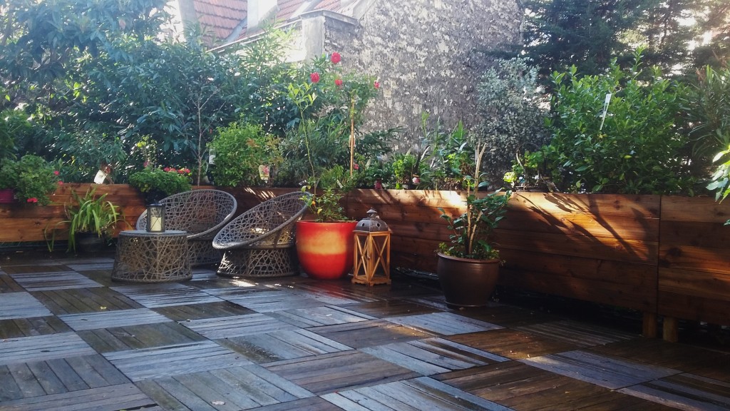 paysagiste les jardiniers a velo bacs bois jardiniere paris terrasse